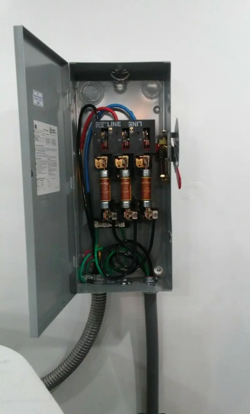 Three-phase disconnect switch installed for Electrical Wiring & Rewiring in Whitpain