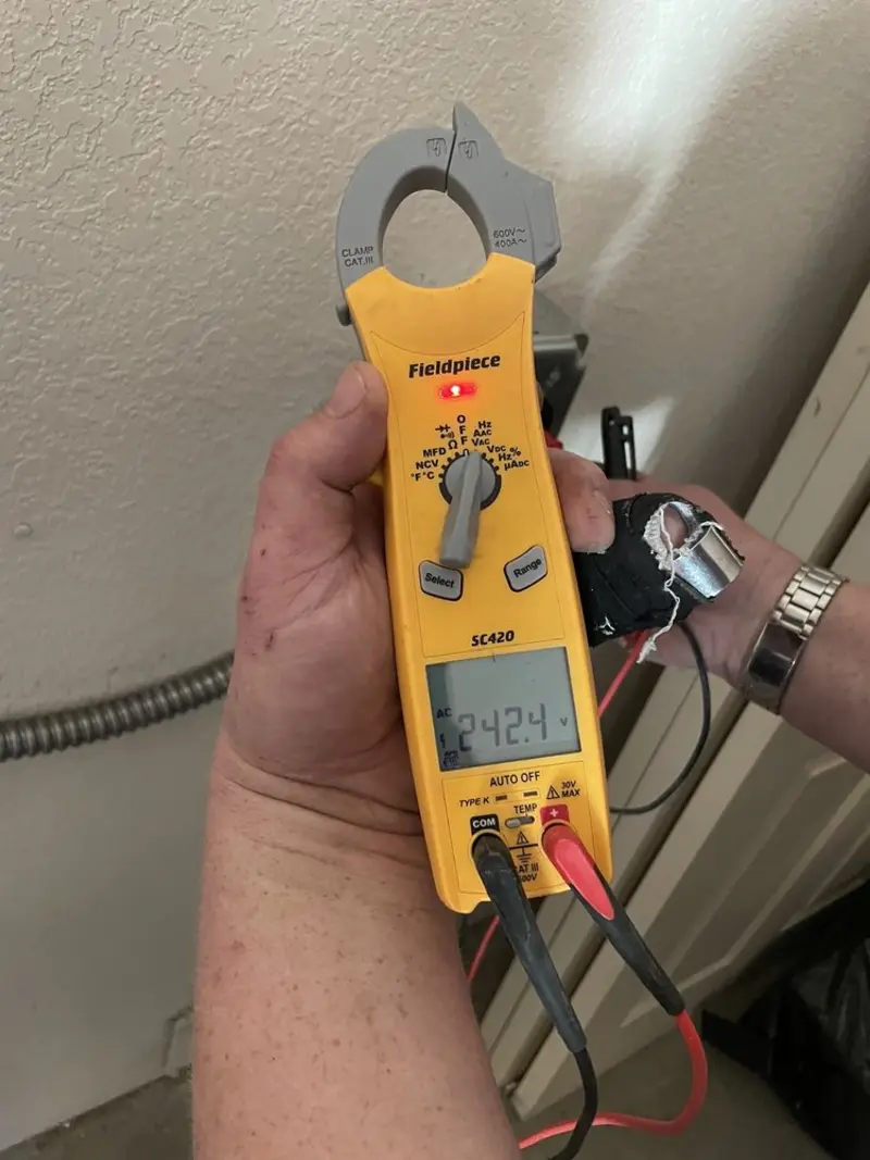 Voltage testing with clamp meter during Generator Installation in Whitpain